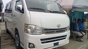 Toyota Hilux 2013 White