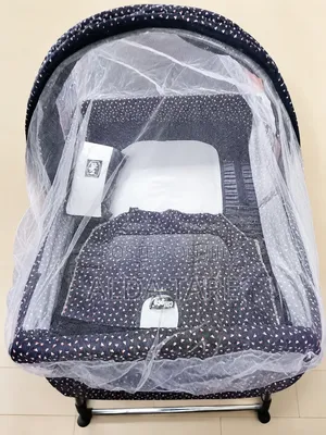 Chicco Baby Cot Cralde Bassinet Bed With Net Moveable Easy to Use