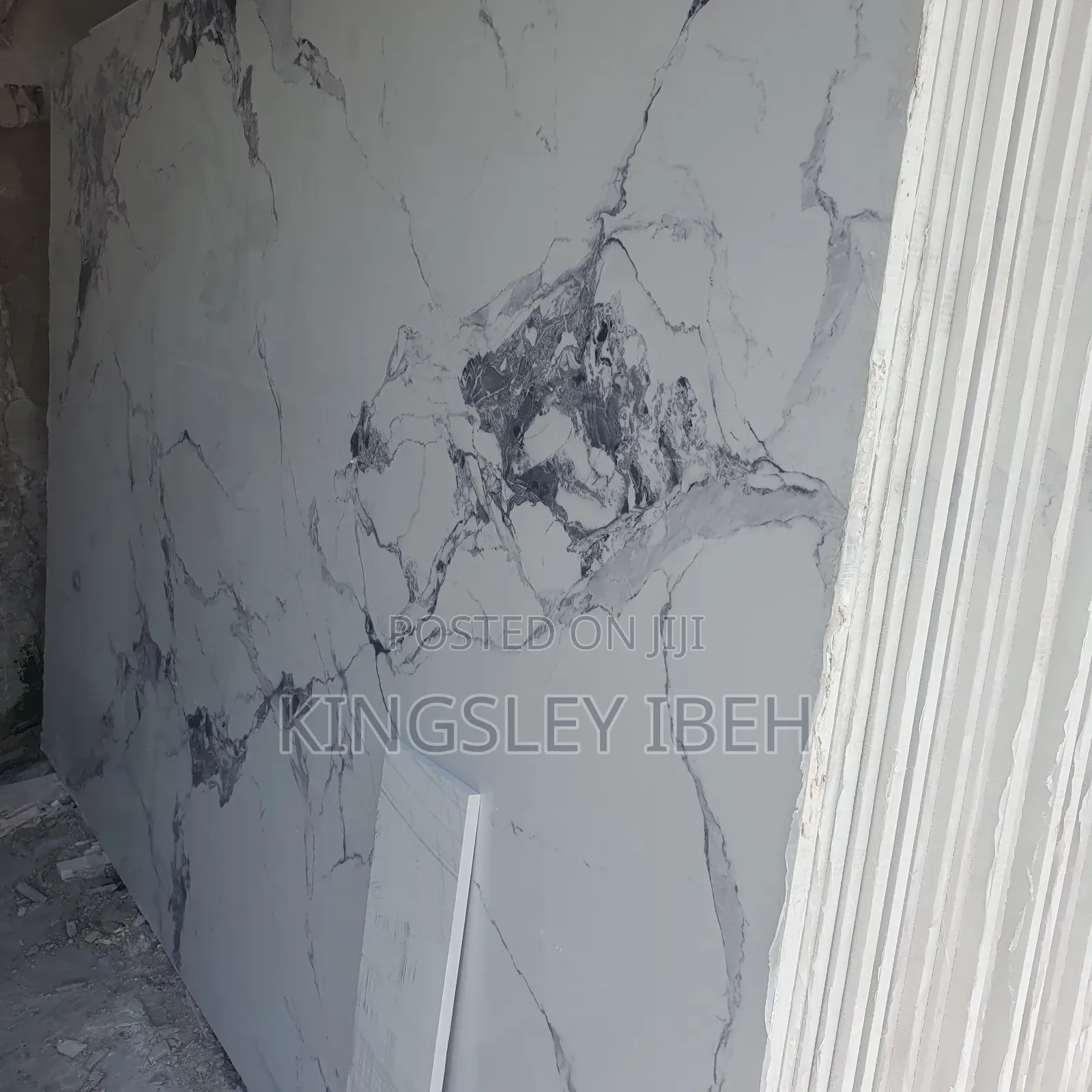 Black Vain Design Marble Quartz