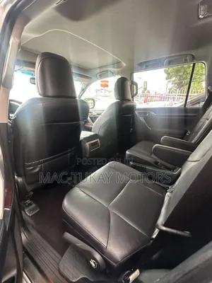 Lexus GX 460 Base 2018 Silver