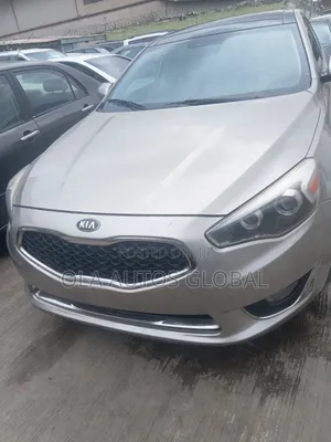 Kia Cadenza 2013 Gold