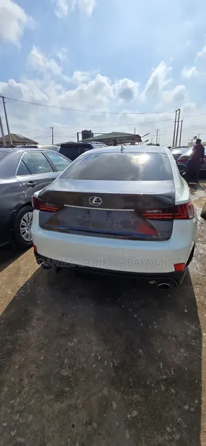 Lexus IS 2014 White