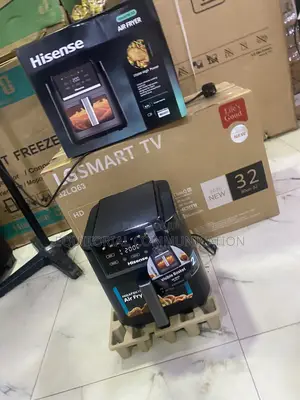 Hisense H06FBK1S3 6.3L Air Fryer for Convenient Family Meals 1700W