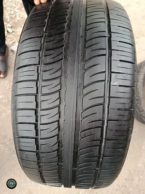 295/40r22 Pirelli Scorpion Tyre