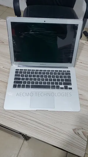 Laptop Apple MacBook Air 2015 4GB Intel Core i5 SSD 128GB