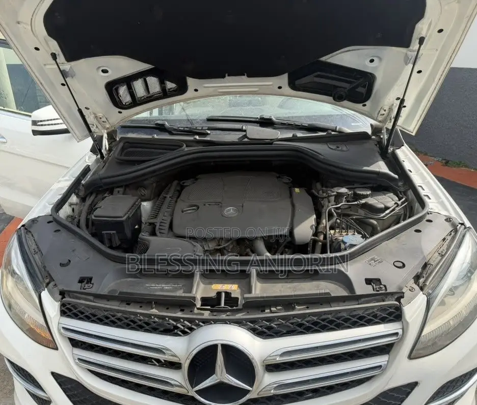 Mercedes-Benz GLE-Class 2016 White