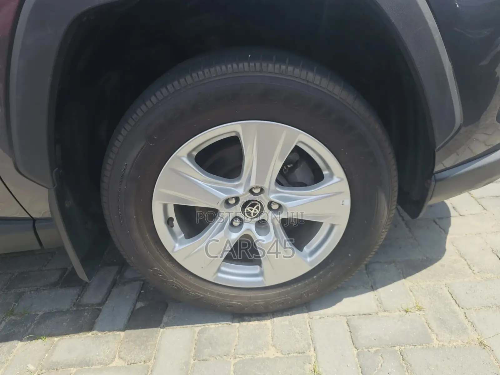 Toyota RAV4 2021 Gray