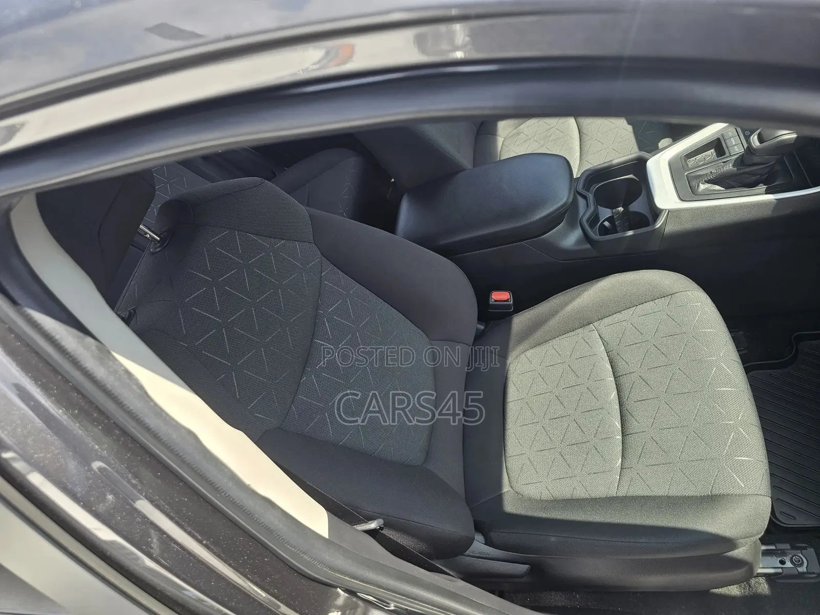 Toyota RAV4 2021 Gray