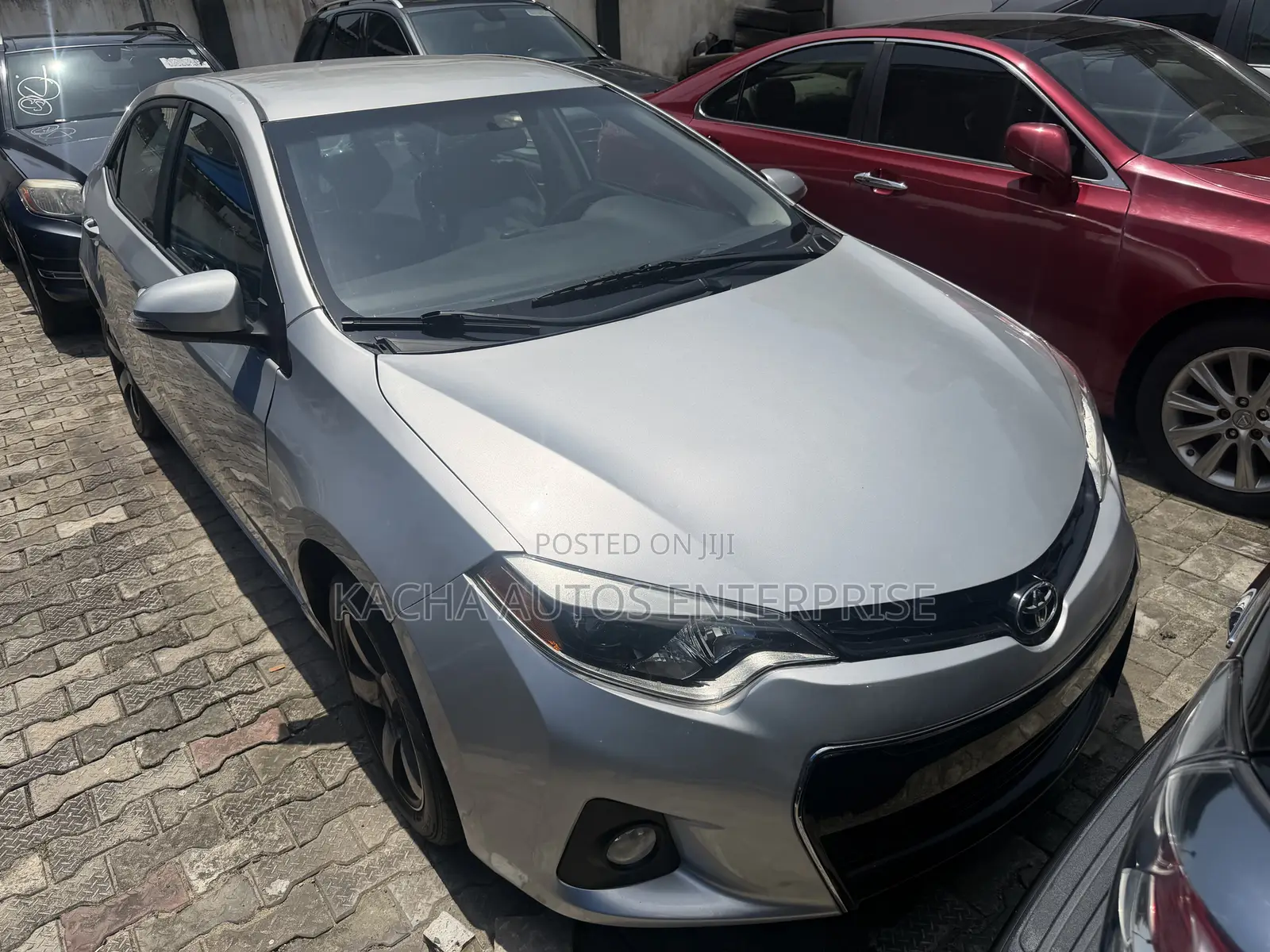 Toyota Corolla 2015 Silver