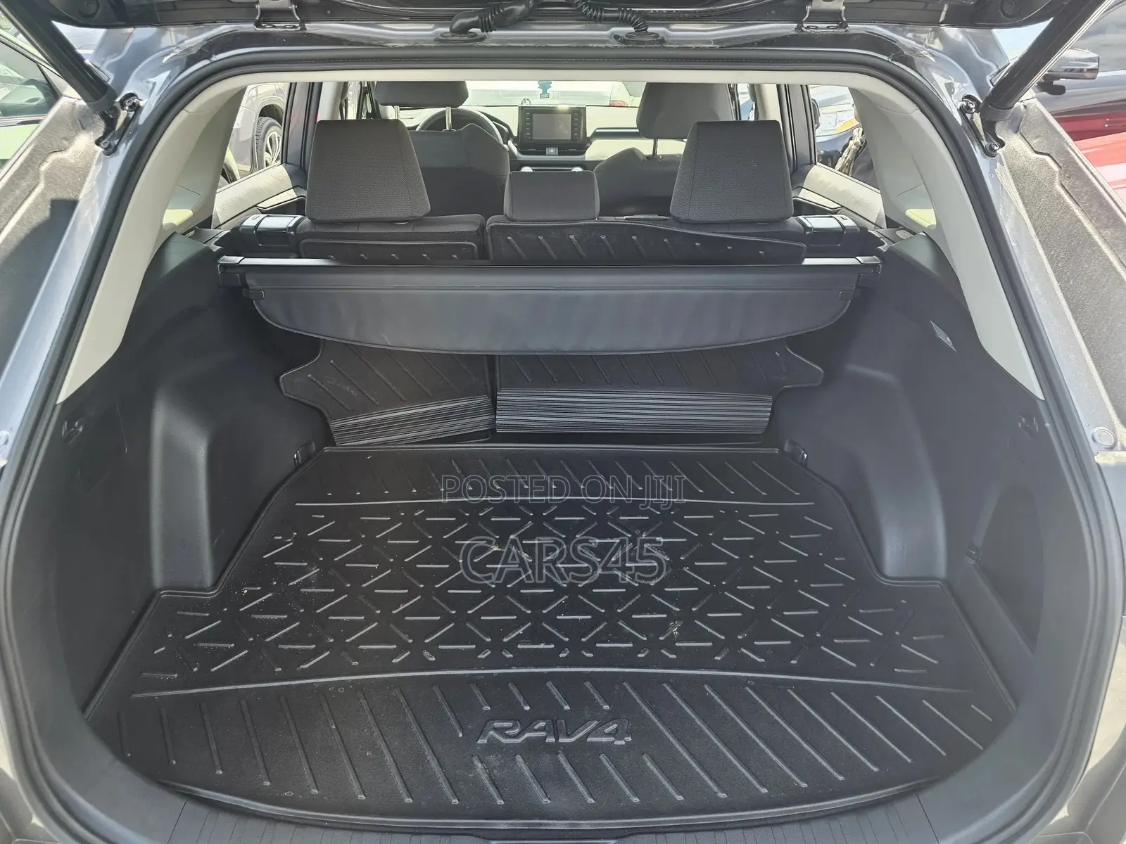 Toyota RAV4 2021 Gray