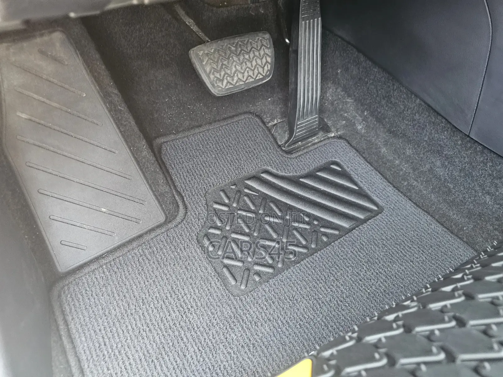 Toyota RAV4 2021 Gray