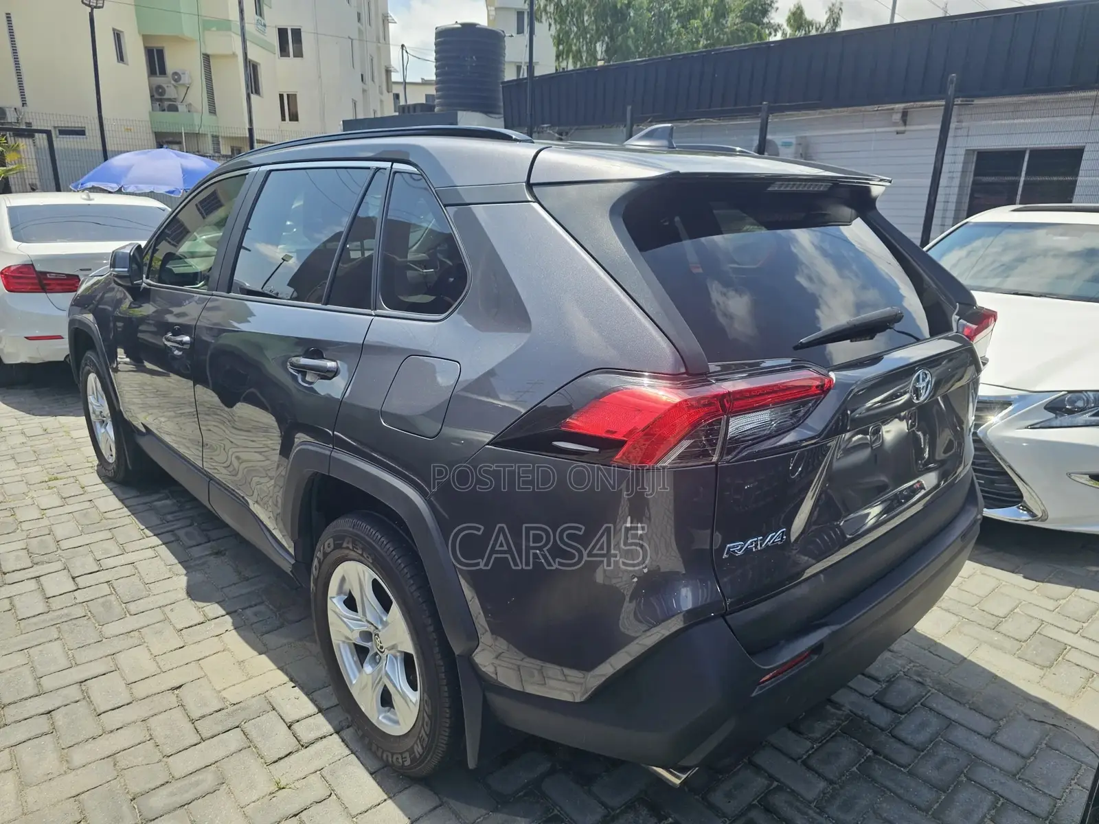Toyota RAV4 2021 Gray