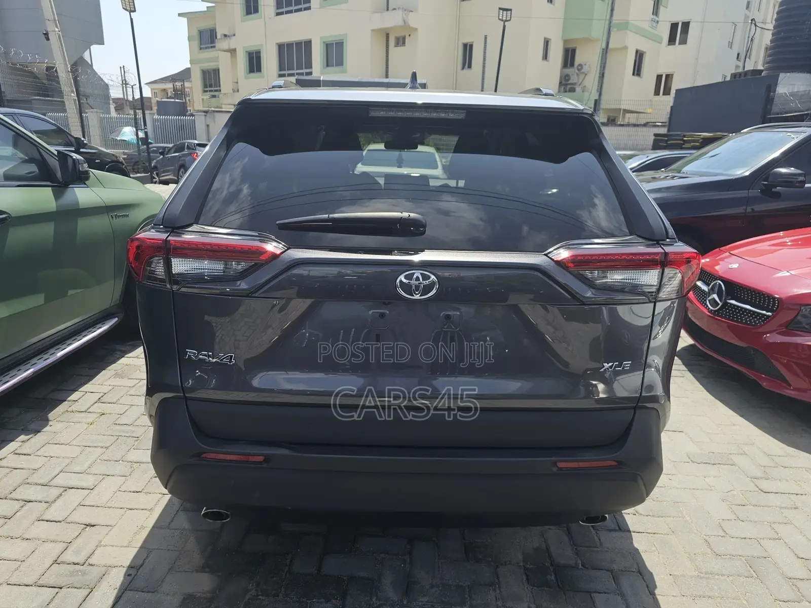 Toyota RAV4 2021 Gray