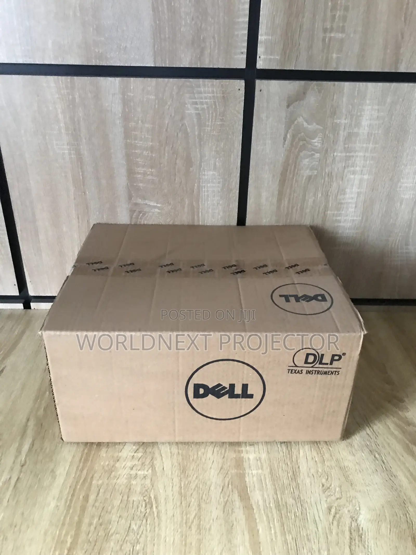 4000 Lumens Dell Projector for Wide Screen Display