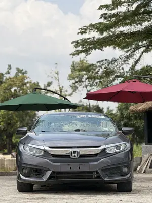 Honda Civic LX 4dr Hatchback (1.5L 4cyl) 2017 Gray