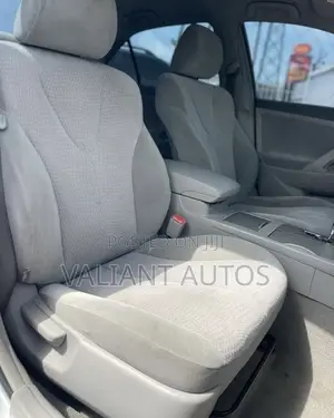Toyota Camry 2011 Silver