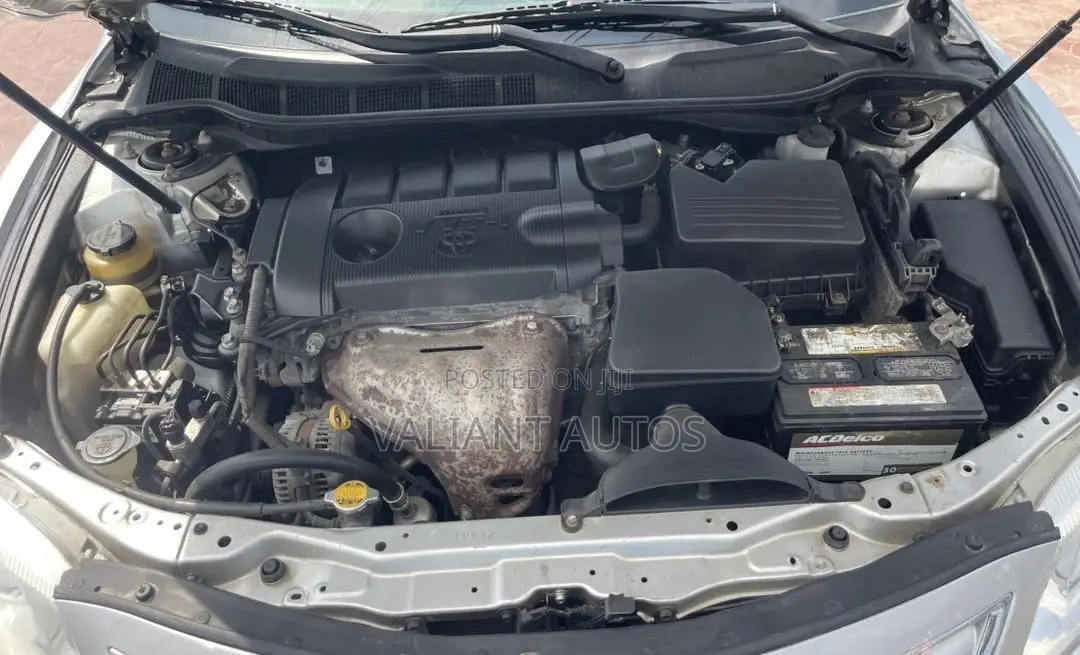 Toyota Camry 2011 Silver
