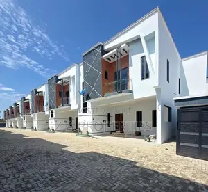 4bdrm Townhouse / Terrace in Ajah for rent