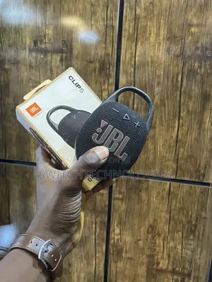 JBL Clip 5