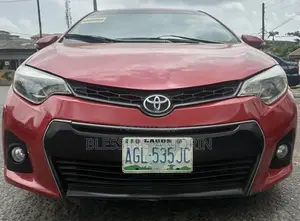Toyota Corolla 2016 Red