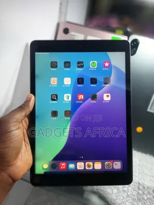 Apple iPad 10.2 (2019) 32 GB Gray