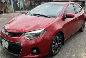 Toyota Corolla 2016 Red