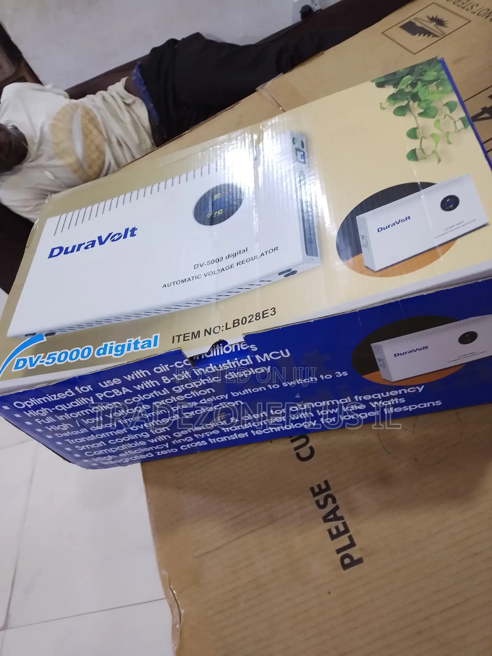 Get the Duravolt DV-5000 for Dependable Voltage Regulation
