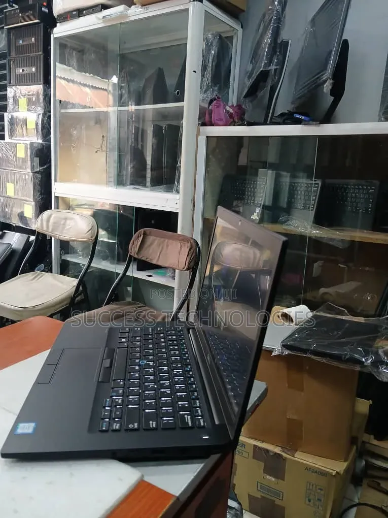 Laptop Dell Latitude 14 7480 8GB Intel Core i7 SSD 256GB