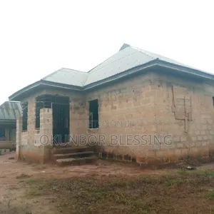 2bdrm Bungalow in Benin City for sale