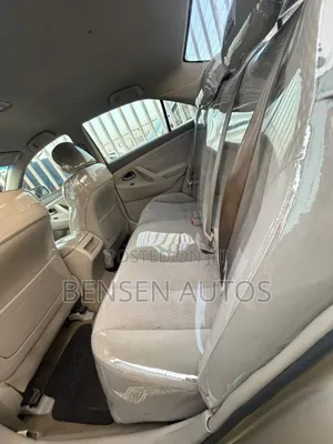 Toyota Camry 2010 Gold