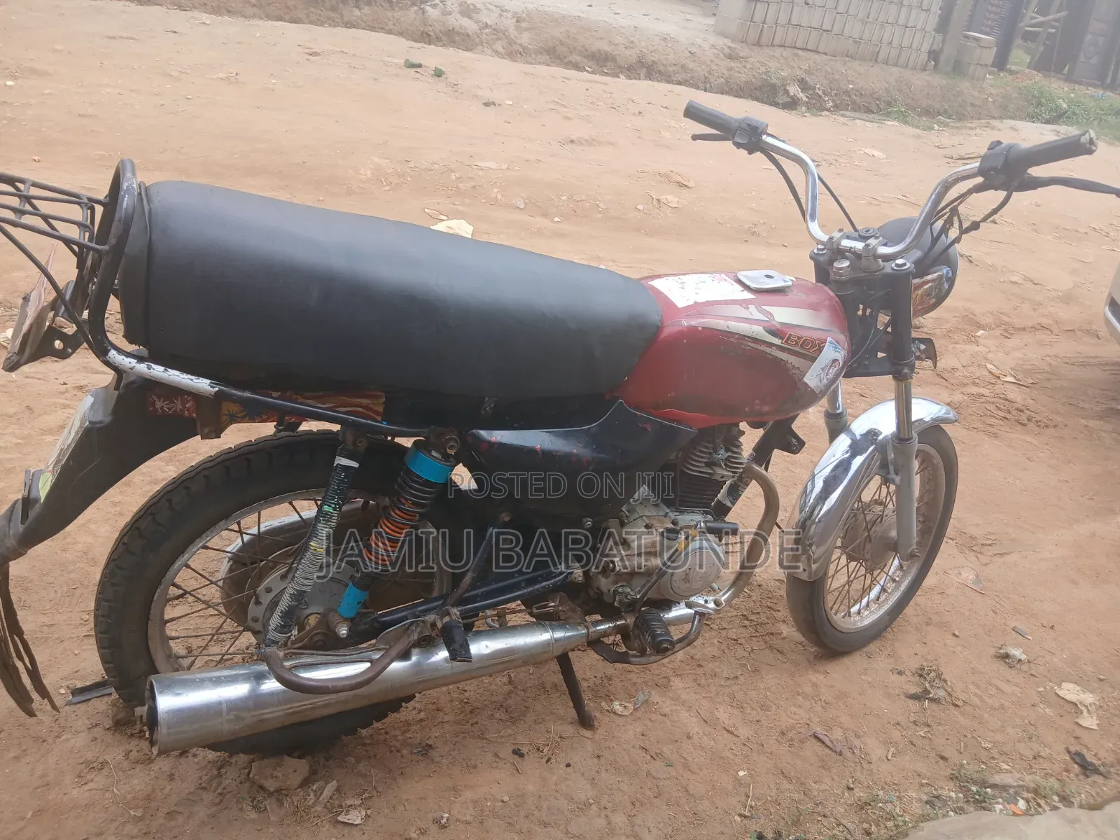 Bajaj Boxer 100 2025 Red