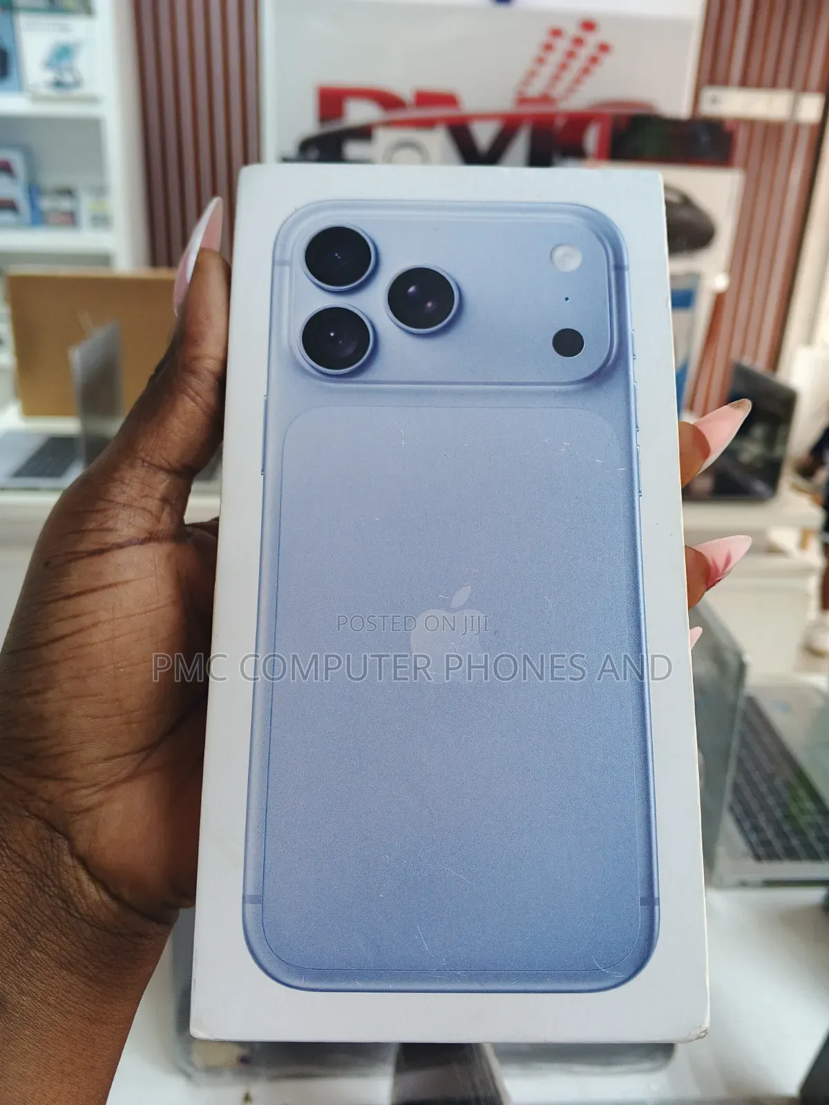New Apple iPhone 18 Pro Max 512 GB Blue