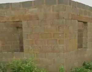 3bdrm Room & Parlour in Obantoko, Abeokuta North for Sale