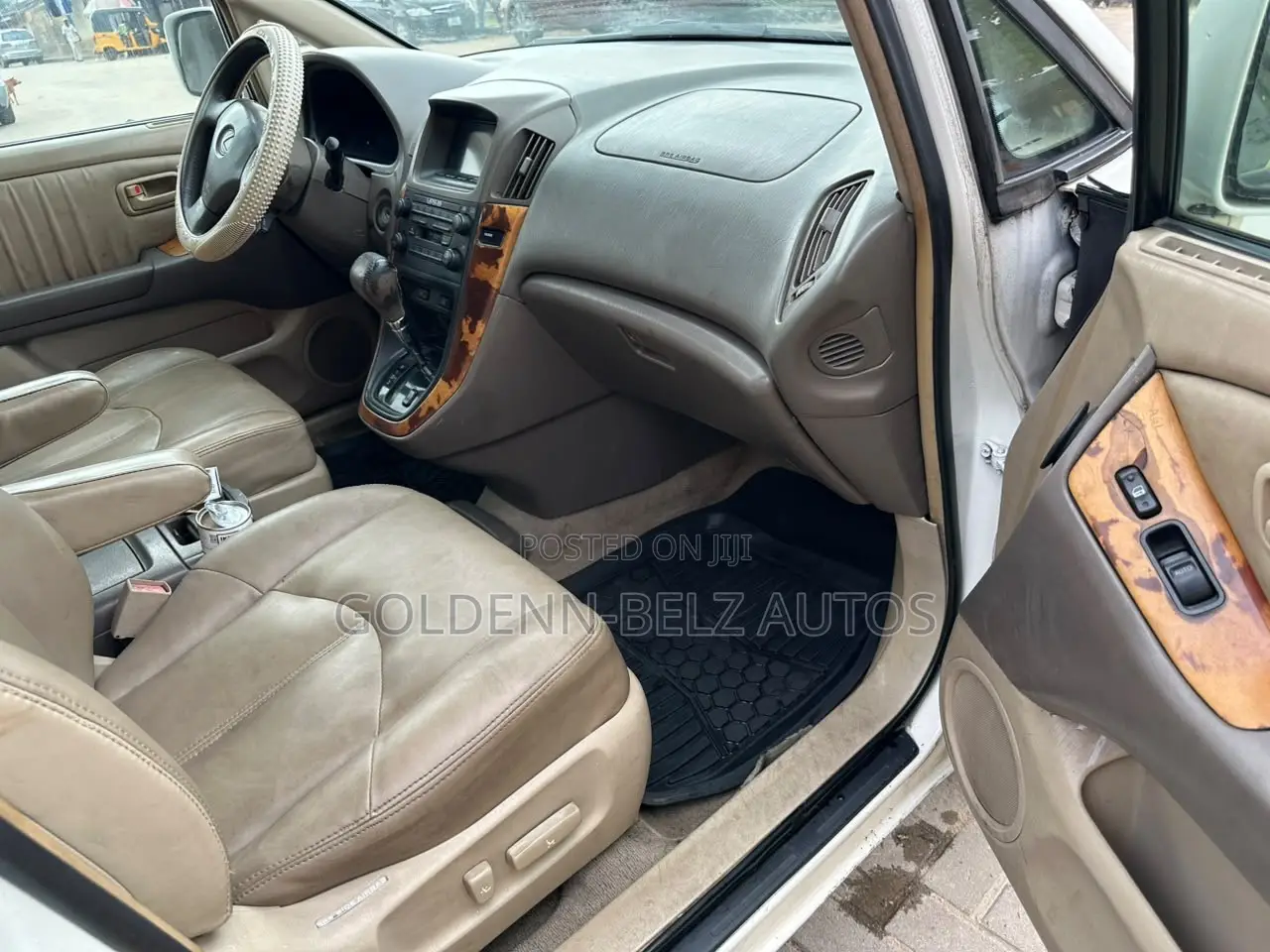 Lexus RX 2001 White