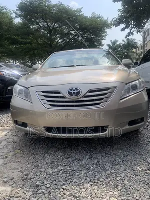Toyota Camry LE 4dr Sedan (2.4L 4cyl 5A) 2009 Gold