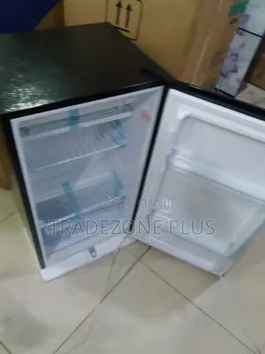 Royal 105 Litres Fridge for Shops and Small Businesses