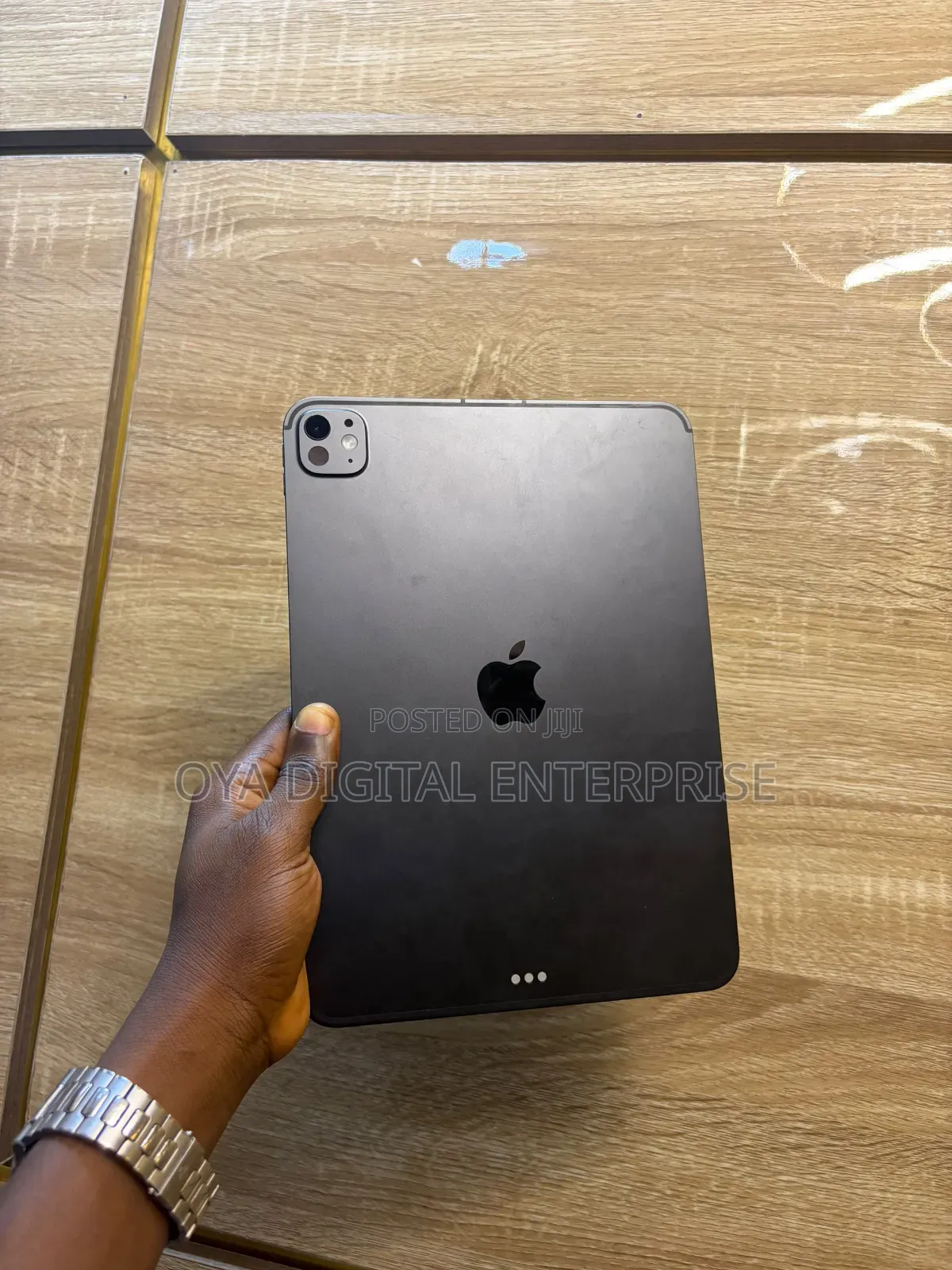 Apple iPad (2025) 256 GB Black