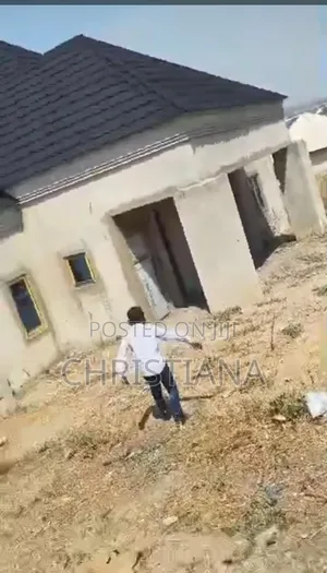 3bdrm Bungalow in Ado Capital, Karu-Nasarawa for Sale