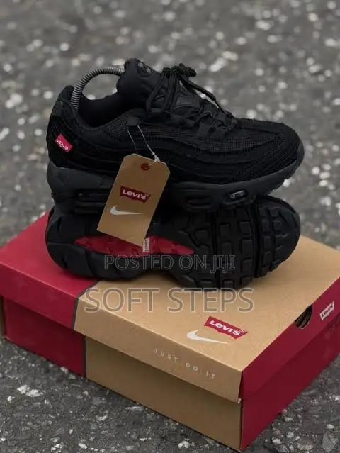 Nike Air Max 95 X Levi's