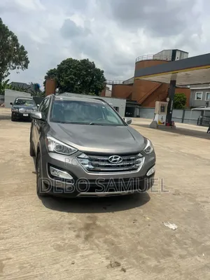 Hyundai Santa Fe 2014 Gray