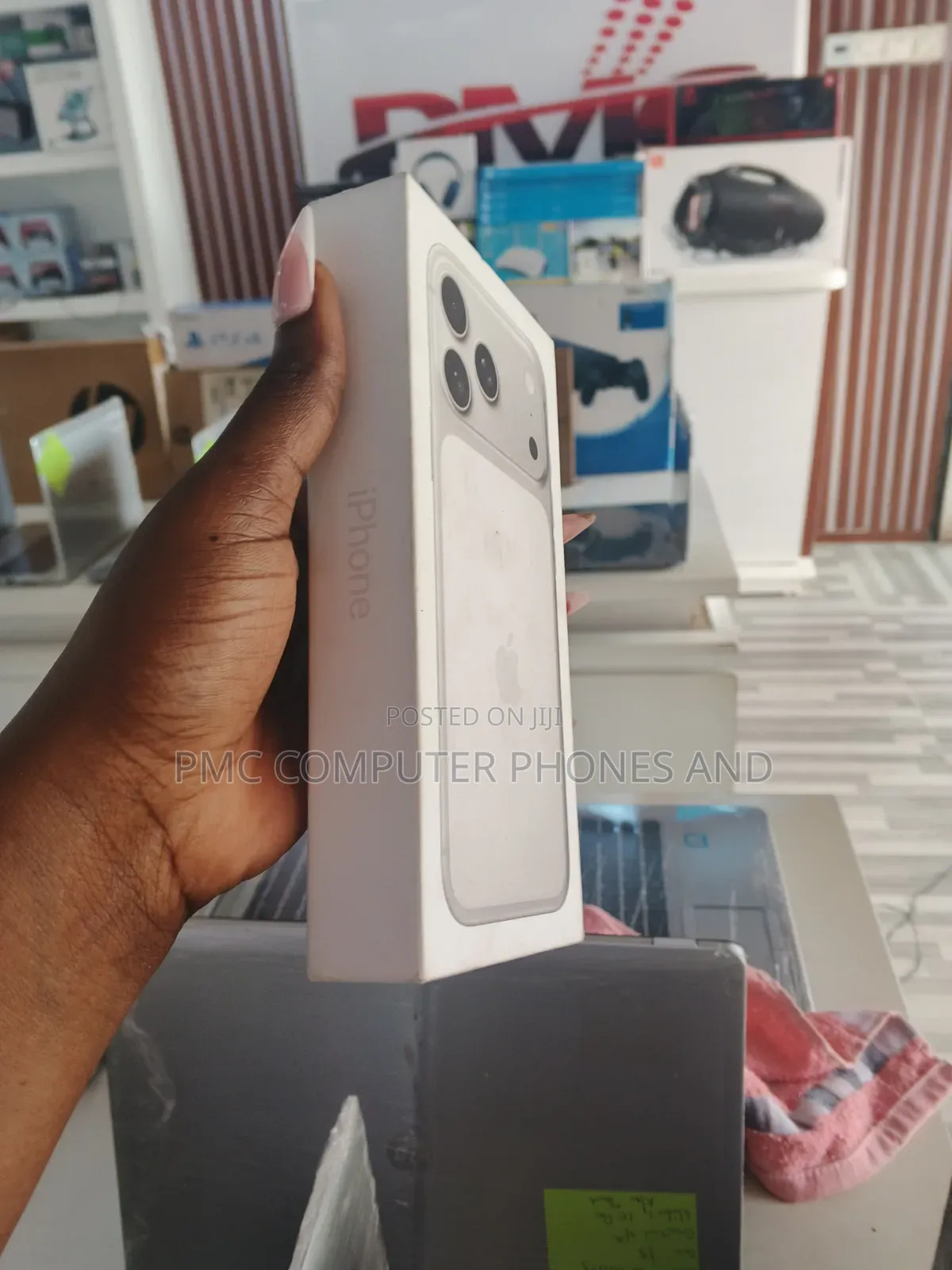 New Apple iPhone 17 Pro Max 256 GB Silver