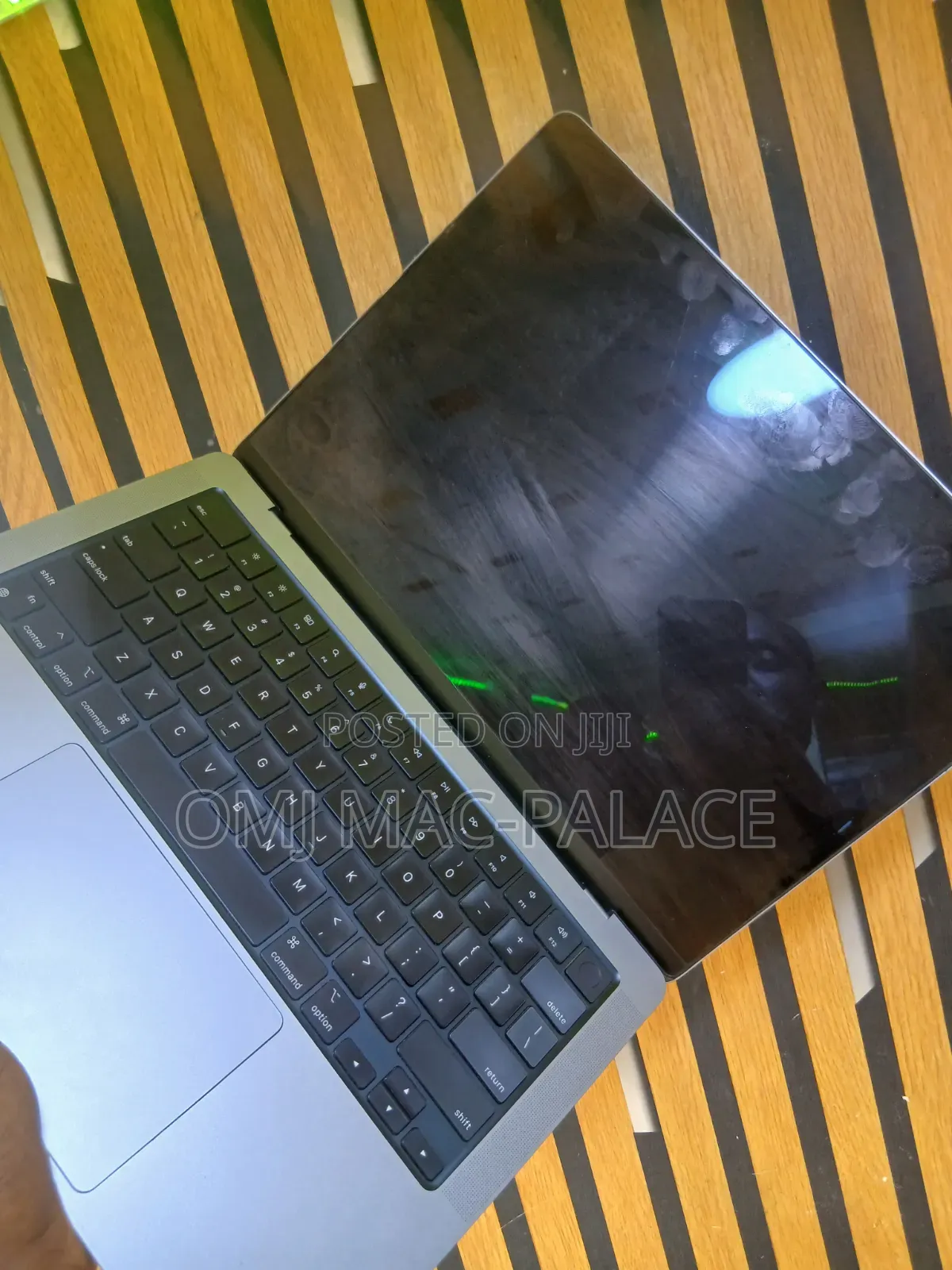 2022 to 2024 Macbook Screen 14inch
