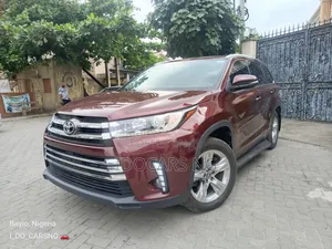 Toyota Highlander Limited 4dr SUV AWD (3.5L 6cyl 6A) 2015 Burgundy
