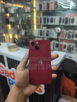 Apple iPhone 13 128 GB Red
