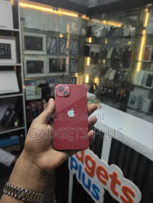 Apple iPhone 13 128 GB Red