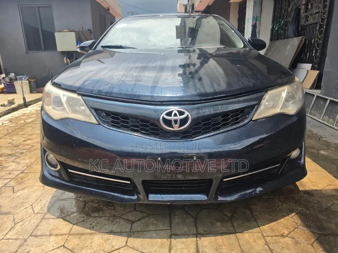 Toyota Camry 2014 Black