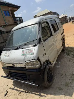 Suzuki APV Minibus 1992 White