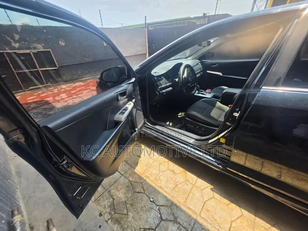 Toyota Camry 2014 Black