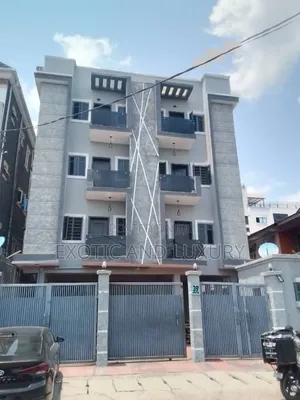 2bdrm Block of Flats in Onipanu for rent