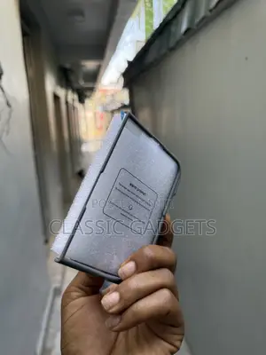 Solid Kevlar Case With Screen Protector for iPhone Duo